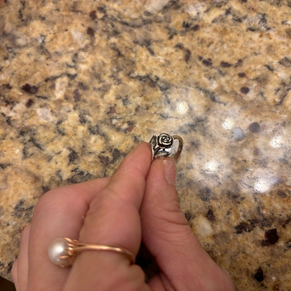 Sterling silver rose ring James avery